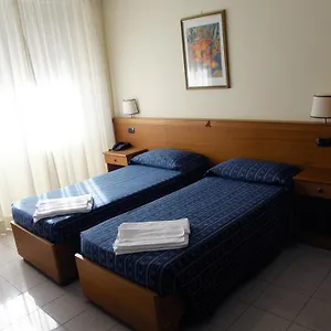 villa-maria-rome.it-romehotels.com/